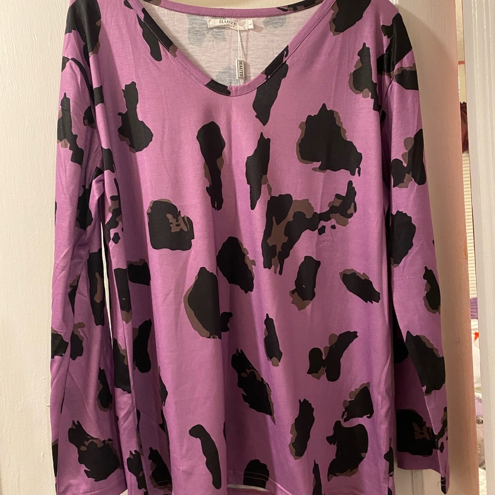NWT Haute Edition Blouse, Large